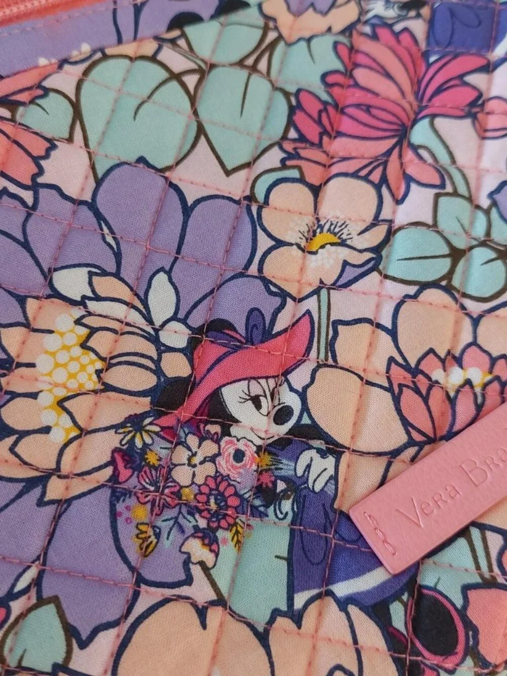 vera bradley minnies garden minnie mouse Disney Minnie Mouse floral crossbody ba